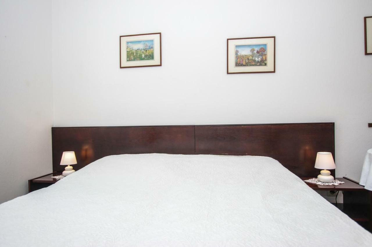 Apartmani Janja Poreč Exteriör bild