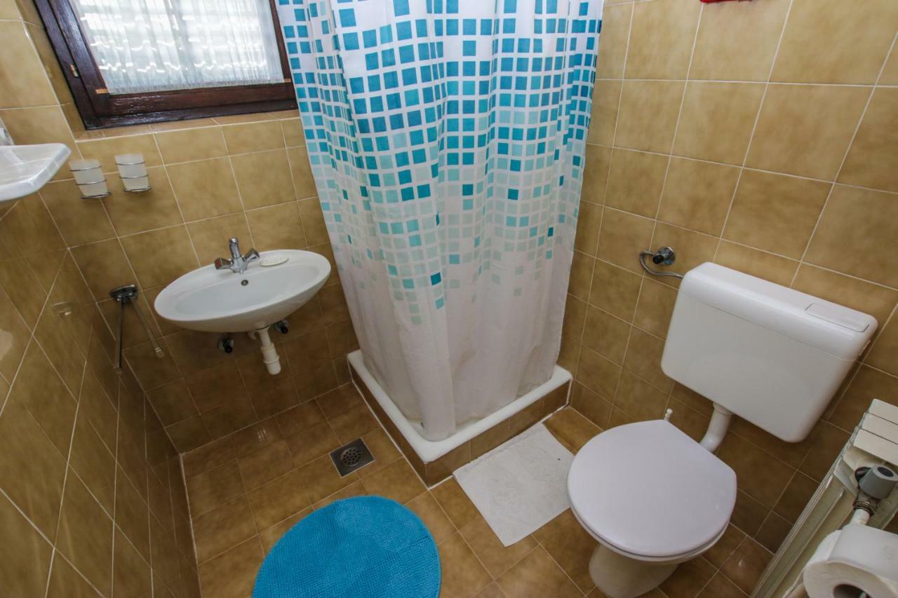 Apartmani Janja Poreč Exteriör bild